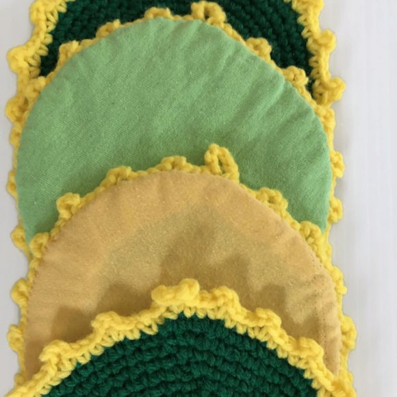 Crochet pot holders, Handmade gift set - Picture 7 of 10